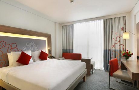 Premier Executive King – Premier Lounge Access